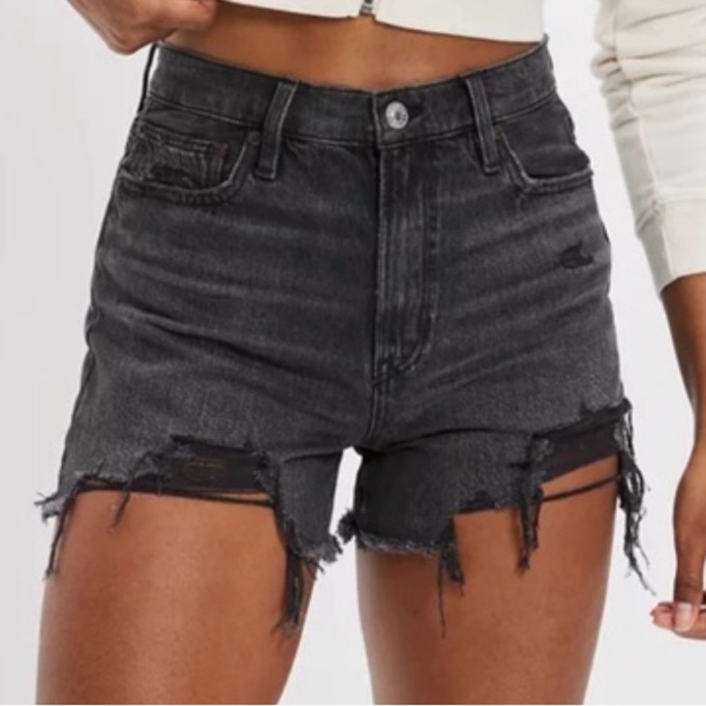 American Eagle Black Distressed Denim Shorts Size 4 High Rise Frayed Hem Y2K